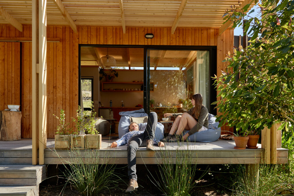 Airbnb's Global Strategy: Guests in Cape Town (1)